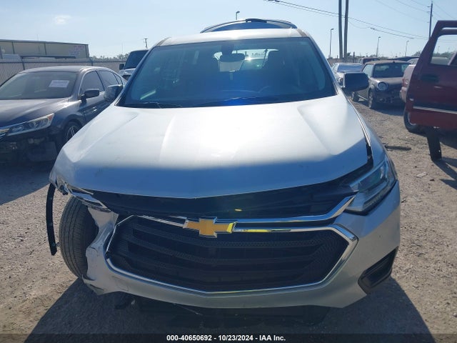 Chevrolet Traverse Ls 2018 1GNERFKW4JJ258797 Image 12