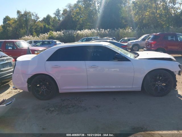 2C3CCABT8KH580375 Chrysler 300 300s