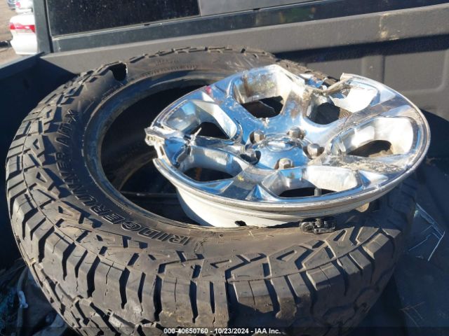 1C6RR7NT2HS545682 RAM 1500 Laramie  4x4 5'7 Box