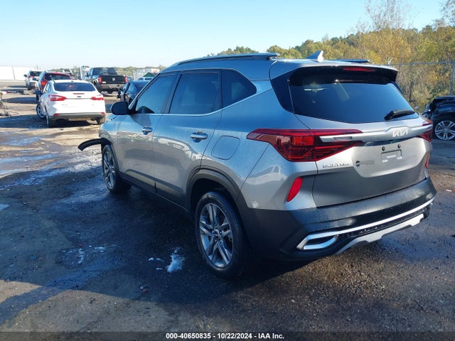 KIA SELTOS S 2022 KNDEU2AA8N7262506 Image 3