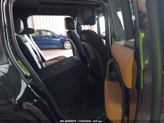 SALEX7RU4M2043646 Land Rover Defender 110 X