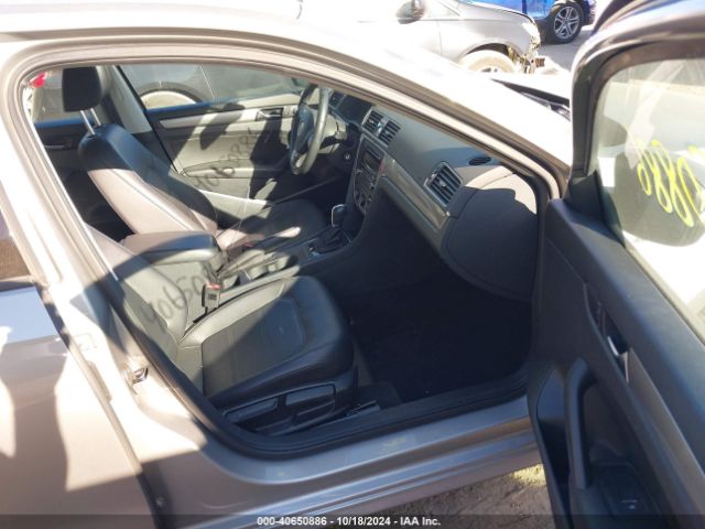 1VWAS7A36EC099068 Volkswagen Passat 1.8t Wolfsburg Edition