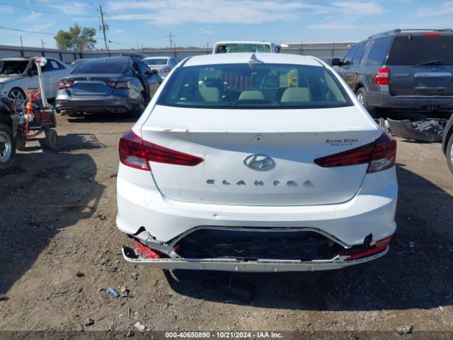 Hyundai Elantra Value Edition 2019 5NPD84LF2KH442057 Image 17