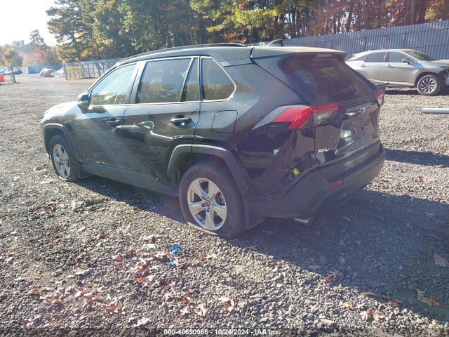 Toyota Rav4 Xle 2021 JTMP1RFV5MD078856 Image 3