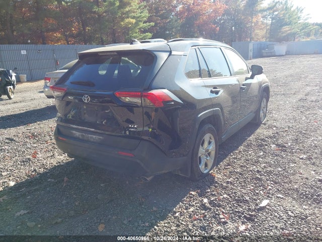 Toyota Rav4 Xle 2021 JTMP1RFV5MD078856 Image 4