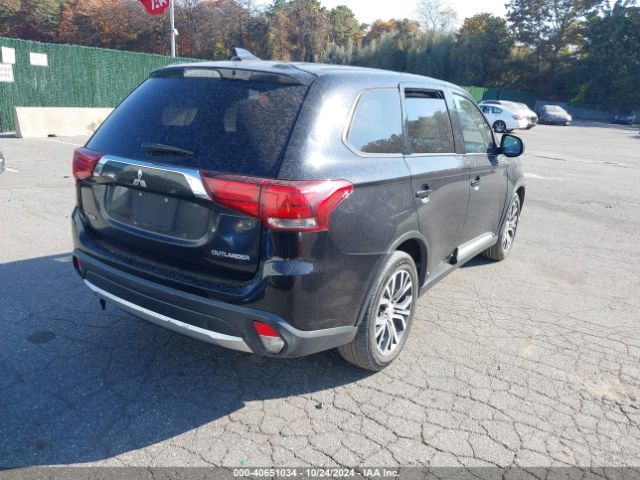 JA4AD2A35HZ065196 Mitsubishi Outlander Es