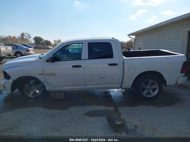 1C6RR7KT6HS815937 RAM 1500 Express  4x4 5'7 Box
