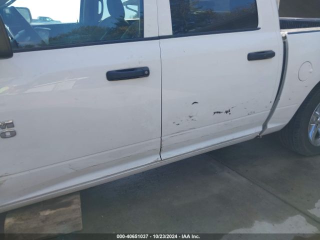 1C6RR7KT6HS815937 RAM 1500 Express  4x4 5'7 Box
