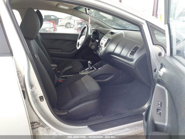 KIA FORTE LX 2017 3KPFK4A70HE082256 Image 5