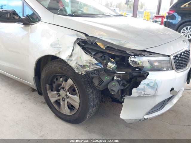 KIA FORTE LX 2017 3KPFK4A70HE082256 Image 6