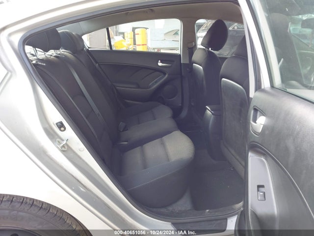 KIA FORTE LX 2017 3KPFK4A70HE082256 Image 8