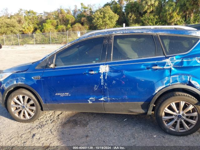 1FMCU0J90HUC43760 Ford Escape Titanium