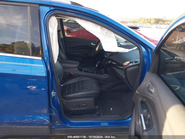 1FMCU0J90HUC43760 Ford Escape Titanium