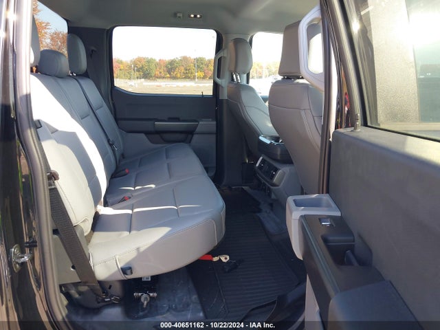 Ford F-150 Lightning Pro 2023 1FTVW1EL7PWG15889 Image 8