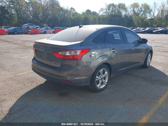 Ford FOCUS SE 2014 1FADP3F2XEL180431 Image 4