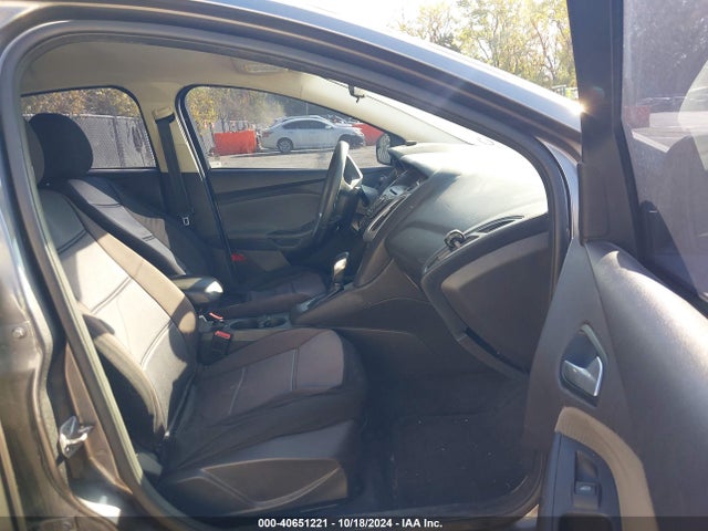 Ford FOCUS SE 2014 1FADP3F2XEL180431 Image 5