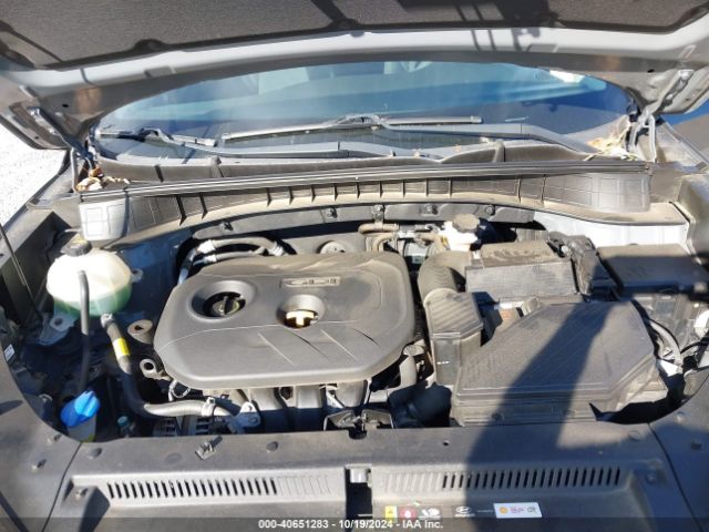KM8J2CA45JU664897 Hyundai TUCSON SE