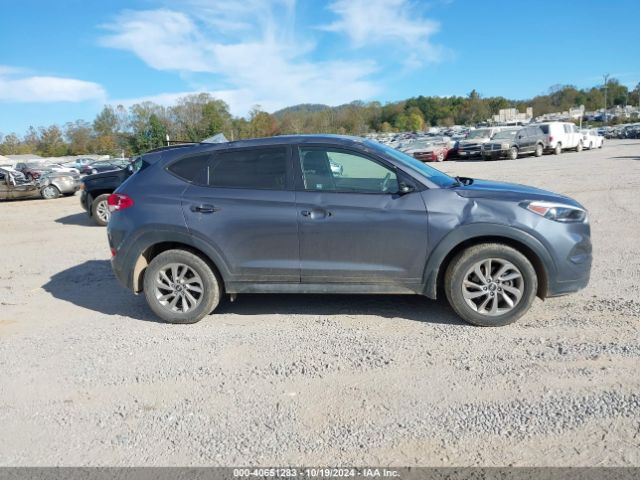 KM8J2CA45JU664897 Hyundai TUCSON SE