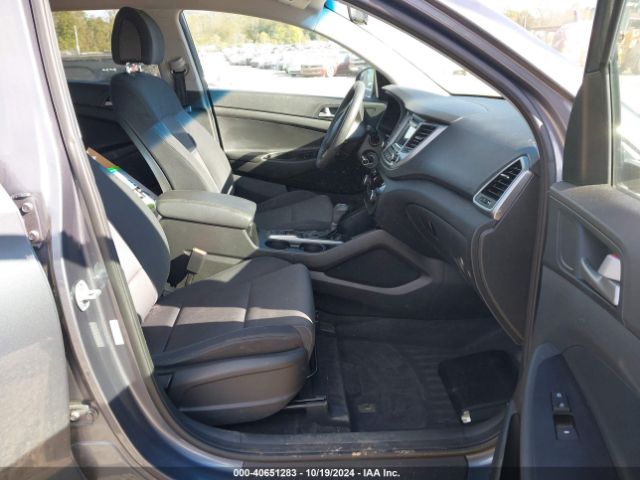 KM8J2CA45JU664897 Hyundai TUCSON SE