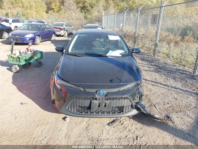 Toyota Corolla Hybrid Le 2021 JTDEAMDE0MJ030454 Image 12