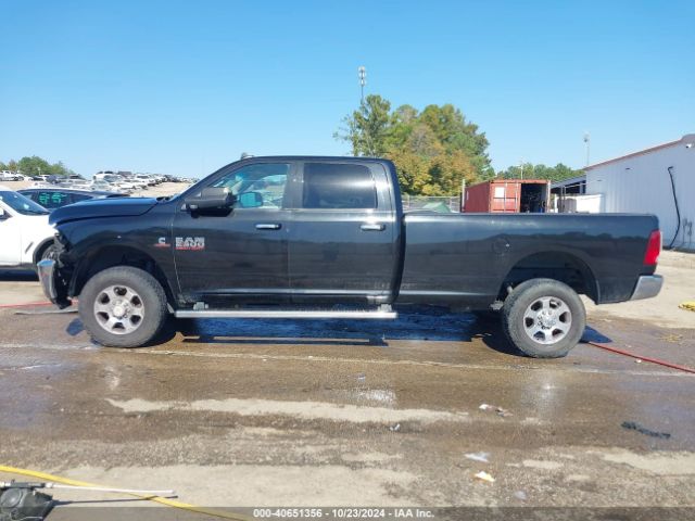 3C6UR5JL2JG411899 RAM 2500 Slt  4x4 8' Box