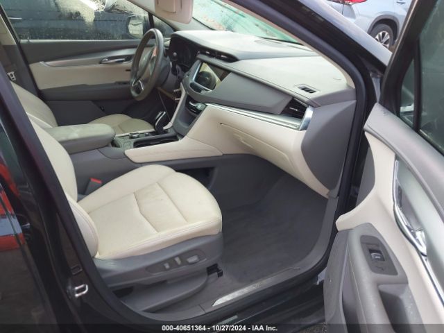 1GYKNCR47NZ128962 Cadillac Xt5 Fwd Premium Luxury