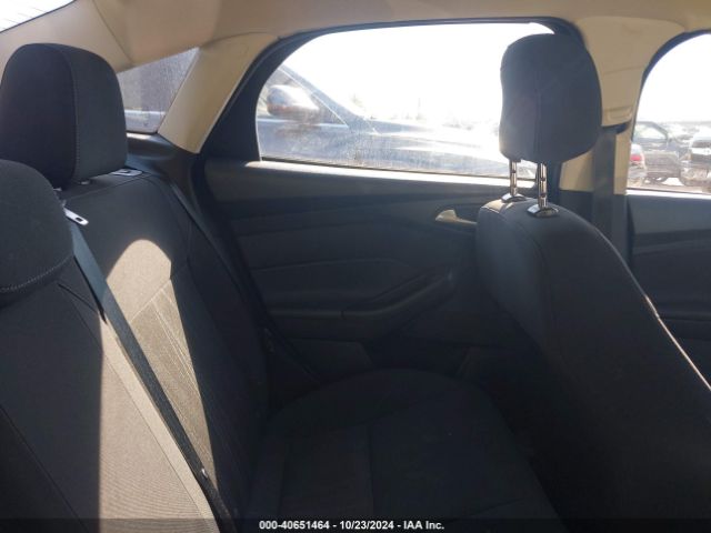 1FADP3F26JL309467 Ford FOCUS SE