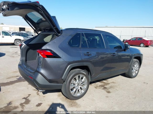 2T3C1RFV6RC266831 Toyota Rav4 Xle Premium