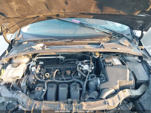 1FADP3F29FL230320 Ford FOCUS SE
