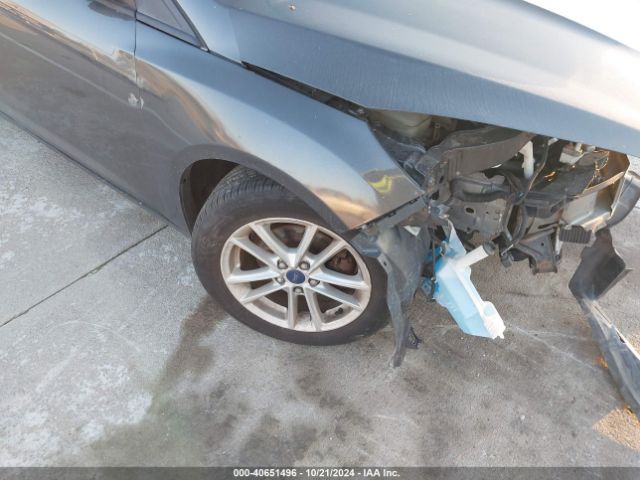 1FADP3F29FL230320 Ford FOCUS SE