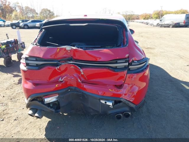 WP1AG2A57NLB21568 Porsche MACAN S