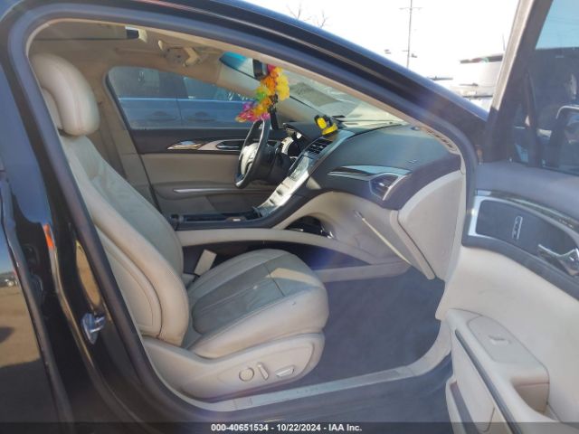 3LN6L2G93ER811991 Lincoln MKZ