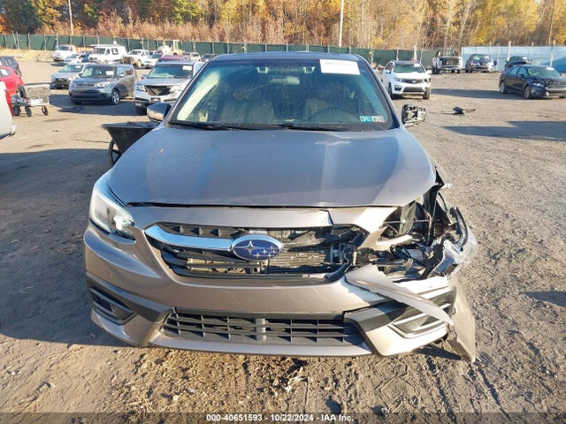 4S3BWAF62N3015811 Subaru Legacy Premium