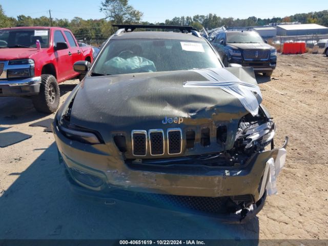 1C4PJLCB3KD262732 Jeep Cherokee Latitude Fwd