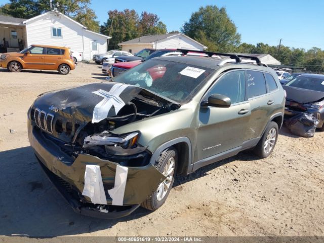 1C4PJLCB3KD262732 Jeep Cherokee Latitude Fwd