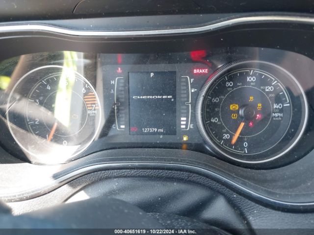 1C4PJLCB3KD262732 Jeep Cherokee Latitude Fwd