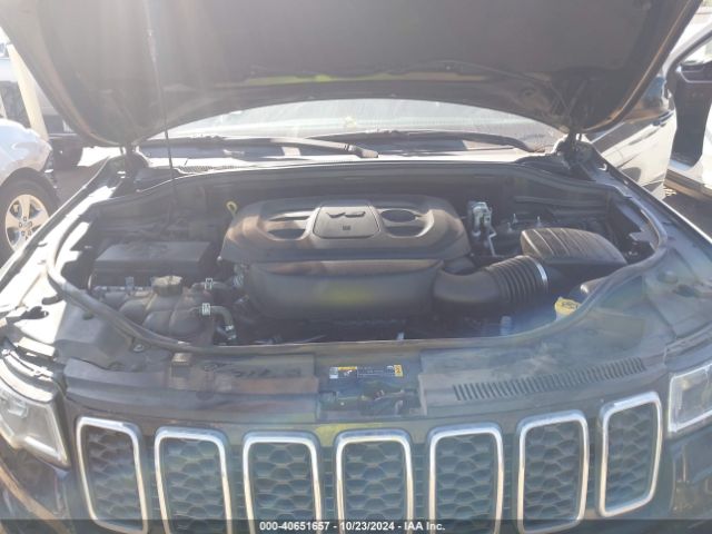 1C4RJEAG0MC680869 Jeep Grand Cherokee Laredo X 4x2