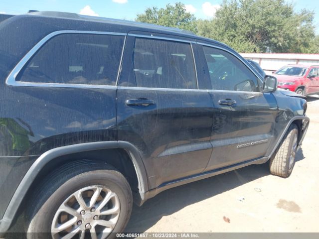 1C4RJEAG0MC680869 Jeep Grand Cherokee Laredo X 4x2