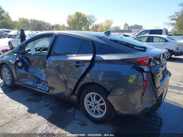 Toyota Prius Two 2018 JTDKBRFU7J3068121 Image 6