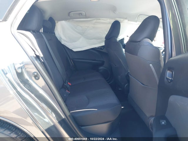 Toyota Prius Two 2018 JTDKBRFU7J3068121 Image 8