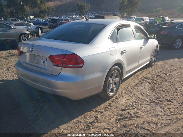 1VWBP7A36EC002845 Volkswagen Passat 2.5l Se