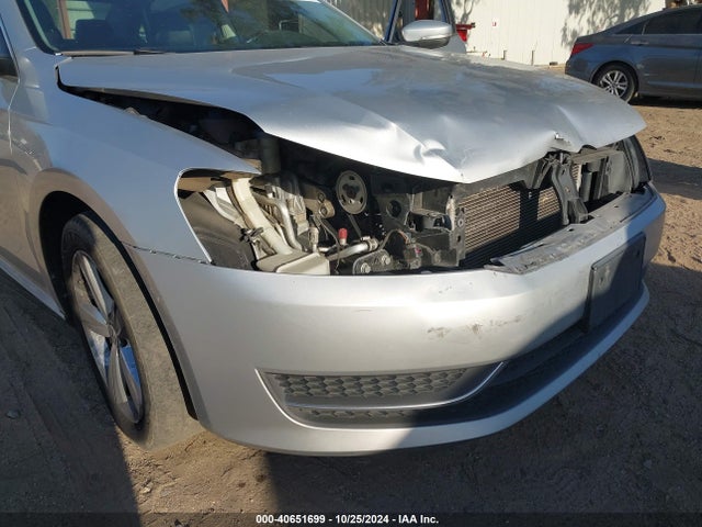 1VWBP7A36EC002845 Volkswagen Passat 2.5l Se