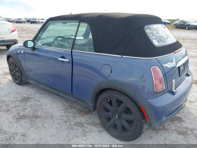 2006 MINI COOPER S WMWRH33596TK59731 Photo 2
