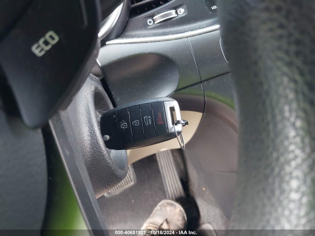 KIA Optima Lx 2015 KNAGM4A70F5580848 Image 11