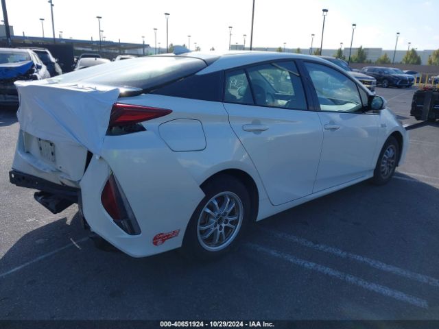 JTDKARFP3H3035348 Toyota Prius Prime Premium