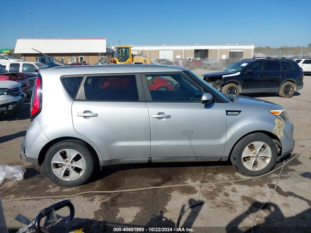 KIA SOUL + 2015 KNDJP3A5XF7809050 Image 13