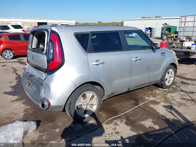 KIA SOUL + 2015 KNDJP3A5XF7809050 Image 4