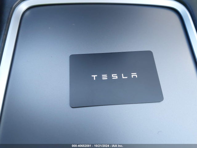 Tesla Model Y Long Range/rwd 2024 7SAYGDED7RF096633 Image 9