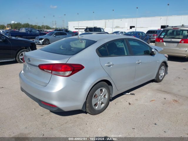 3KPFL4A76HE077883 KIA FORTE LX