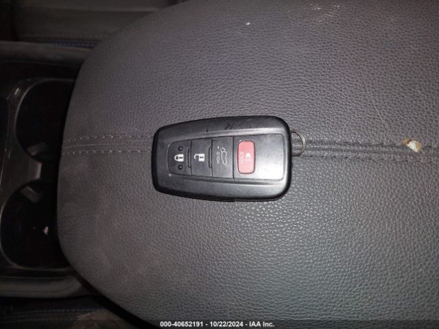 JTMEWRFV8LJ034861 Toyota Rav4 Hybrid Xse